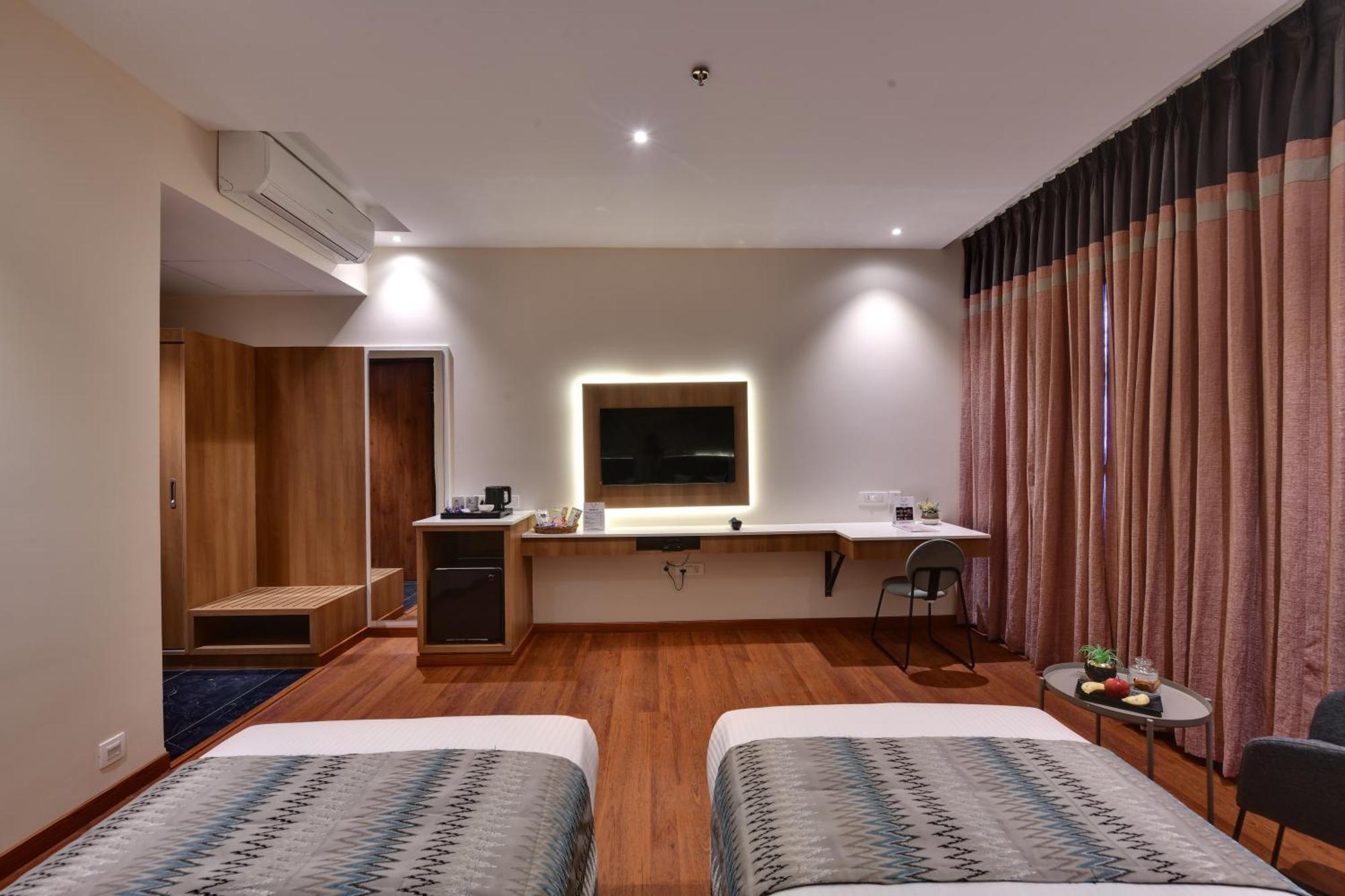 Click Hotel Vista-International Airport Dod Jala Zewnętrze zdjęcie