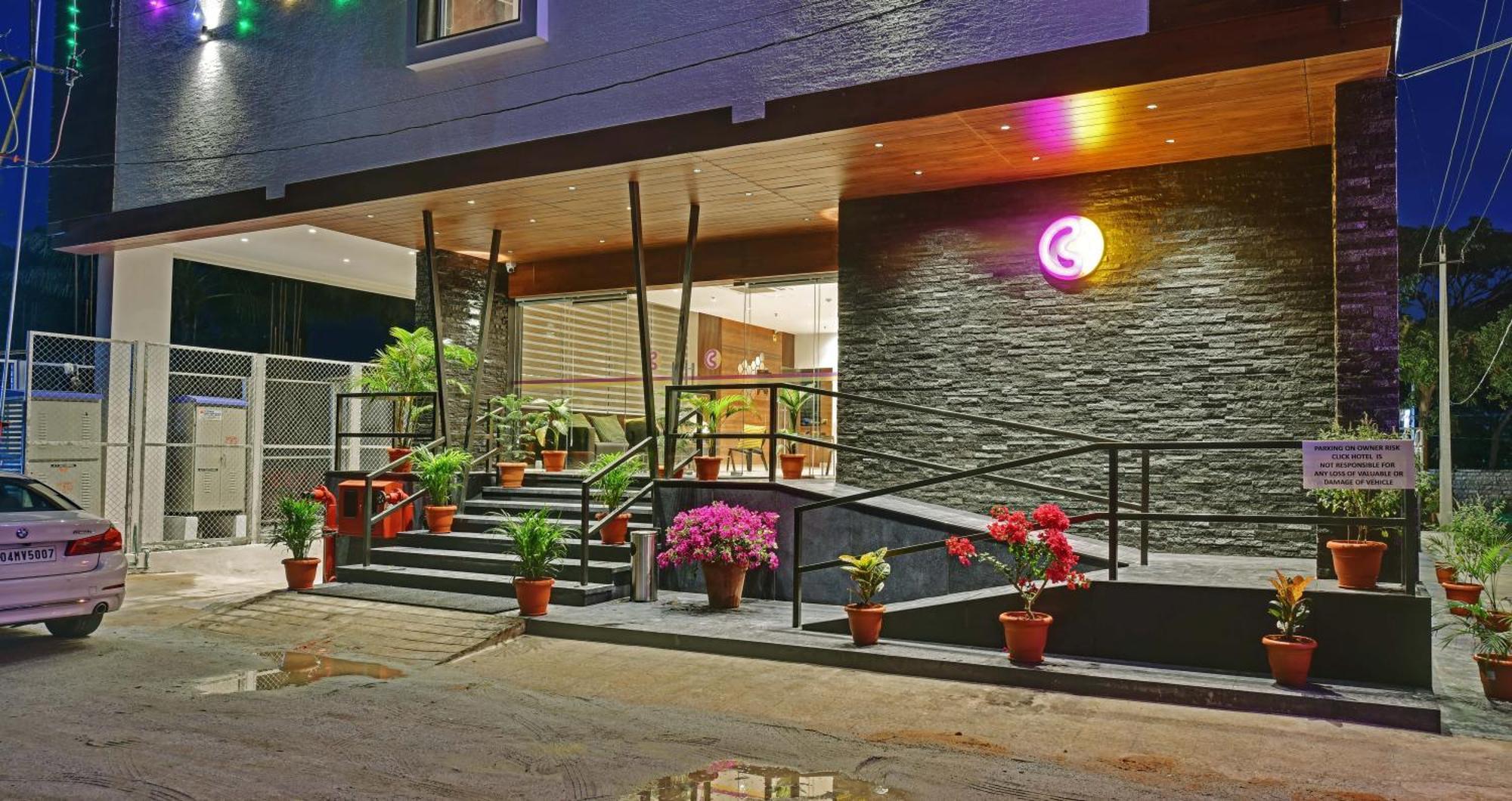 Click Hotel Vista-International Airport Dod Jala Zewnętrze zdjęcie