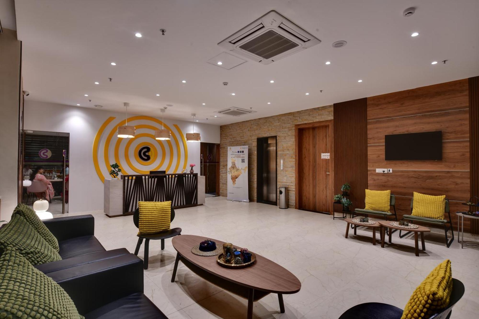 Click Hotel Vista-International Airport Dod Jala Zewnętrze zdjęcie